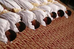 Le parrocchie chiudono, ma il calo dei sacerdoti non è la causa