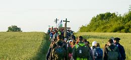Francia, il pellegrinaggio di Chartres fa il botto