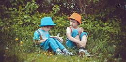 Ungheria, maxi multa alla libreria che vende libri Lgbt per bambini