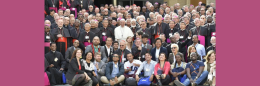 Sinodo, una laica parla contro l’ordinazione delle donne. E parte la standing ovation
