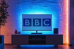 Bbc, richiamata la giornalista che ha detto «donne incinte» (e non «persone incinte»)
