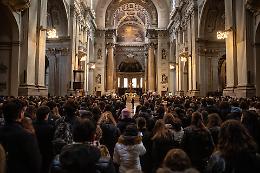 La tragedia di Crans Montana: perch&eacute; lo psicologo non basta ai nostri ragazzi