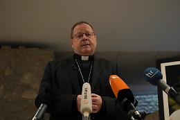 Germania, il capo dei vescovi lascia. Ora il sinodo &egrave; un campo di battaglia
