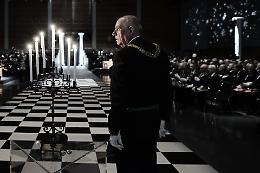 &laquo;Porte aperte!&raquo;. La Massoneria senza pi&ugrave; membri ora li cerca&hellip;sui social