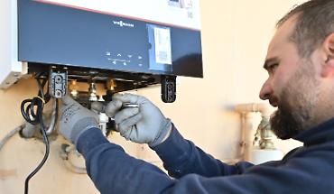 La Chiesa anglicana senza fedeli&hellip; pensa alle caldaie &laquo;sostenibili&raquo; per le parrocchie