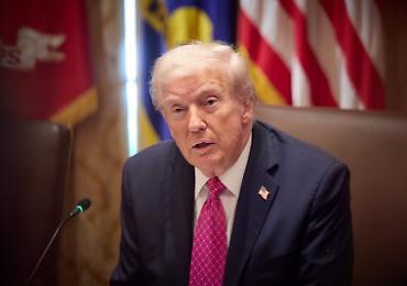 DONALD TRUMP DONALD TRUMP