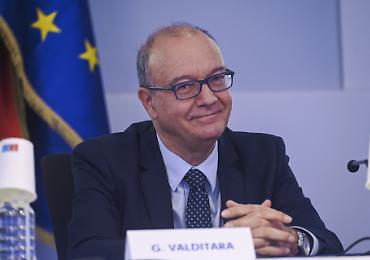 Consenso informato, educazione sessuale solo con il sì delle famiglie Consenso informato, educazione sessuale solo con il sì delle famiglie