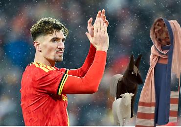 «Idiota reazionario» al calciatore belga che ha osato criticare il presepe di Bruxelles «Idiota reazionario» al calciatore belga che ha osato criticare il presepe di Bruxelles