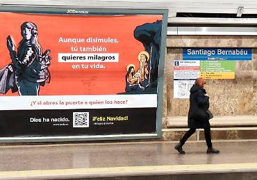 «Abbiamo tutti bisogno di miracoli: e se aprissi la porta a chi li compie?» «Abbiamo tutti bisogno di miracoli: e se aprissi la porta a chi li compie?»