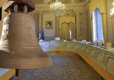 Fine vita, due campane che suonano: la Corte e la rimozione della vita Fine vita, due campane che suonano: la Corte e la rimozione della vita