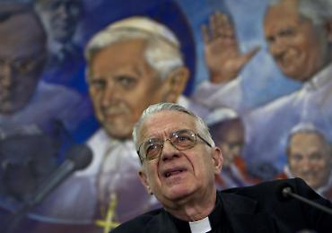 &laquo;Non parlava di attualit&agrave;, ma di Dio&raquo;: Padre Lombardi racconta Benedetto XVI