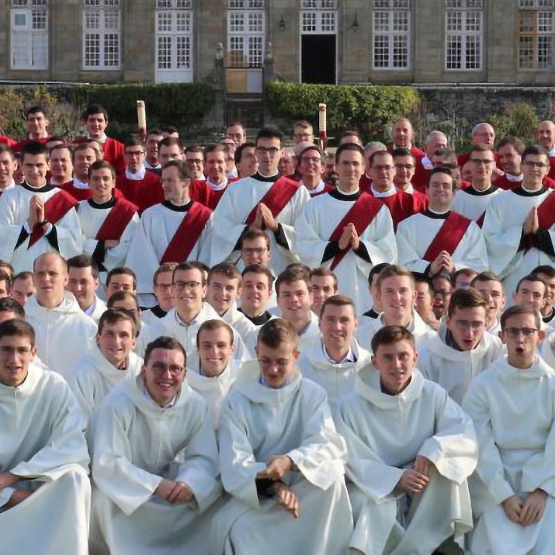 pagIII_dossier(1000X1000)