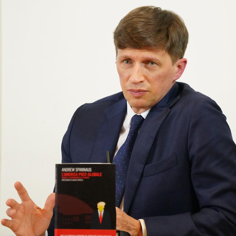 pag 23 Spannaus (1000X1000)