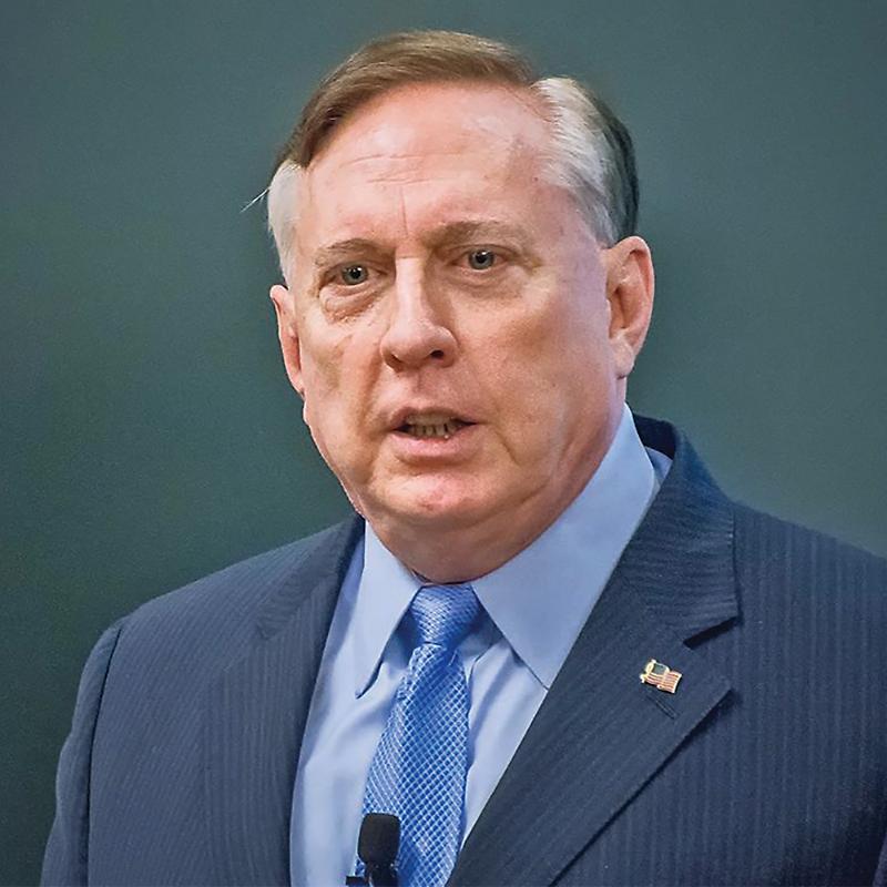 IMG Douglas-Macgregor (1000X1000)