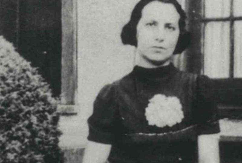 SUOR NAZARENA(370X250)