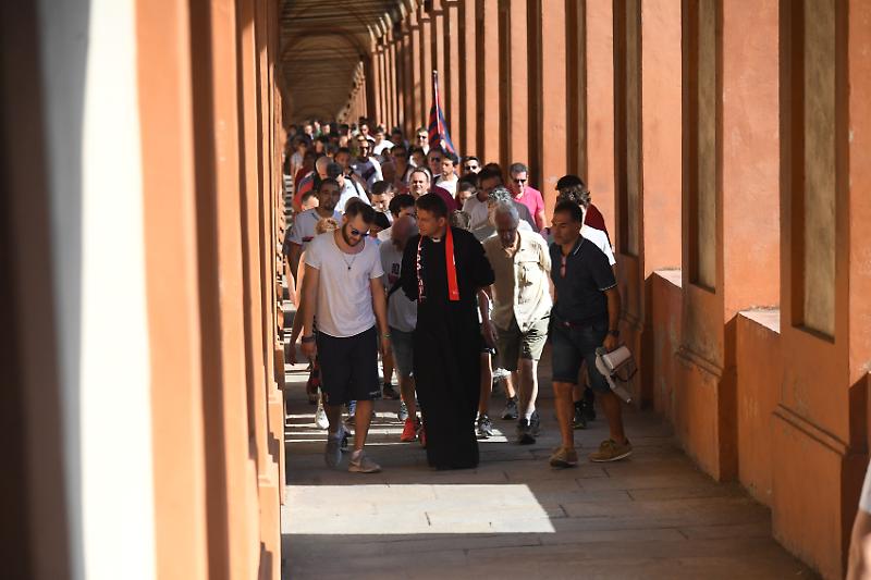 220719 - PELLEGRINAGGIO TIFOSI BOLOGNA A SAN LUCA PER MIHAJLOVIC