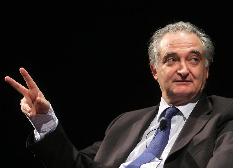 OLTRE LA CRISI MODERNIZZARE IL PAESE