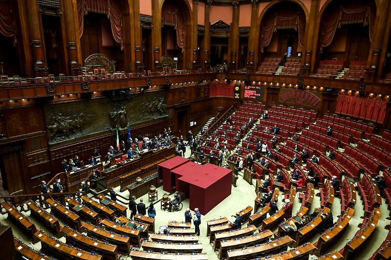 SECONDO GIORNO DI VOTAZIONI PER IL PRESIDENTE DELLA REPUBBLICA, GLI INTERNI DELLA CAMERA