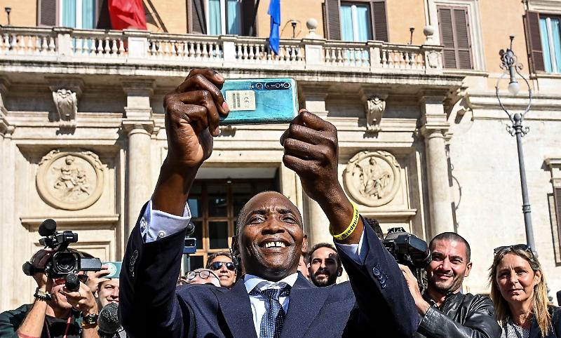XIX LEGISLATURA I DEPUTATI ELETTI SI RECANO A MONTECITORIO PER LA REGISTRAZIONE