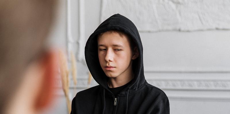 pexels-cottonbro-studio-4100434