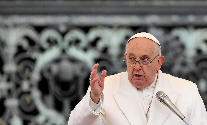 Il Papa, tanti ragazzi morti nella pazzia della guerra