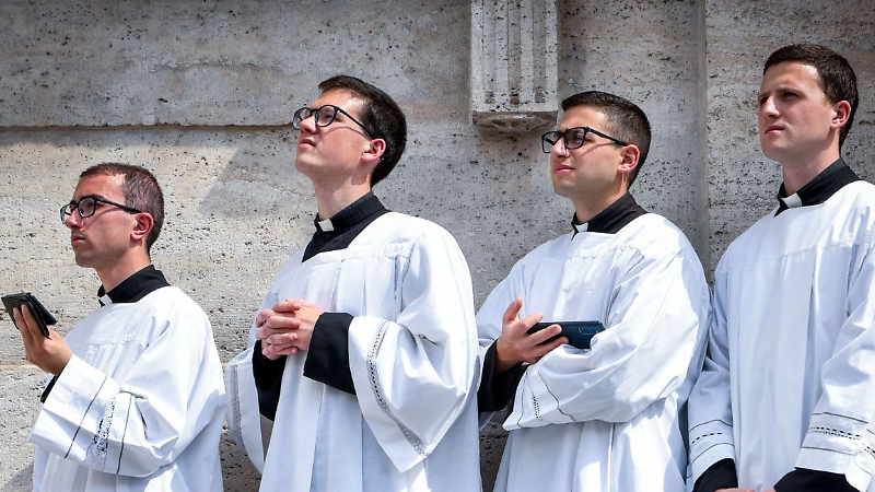 I giovani e la fede, rinascita inattesa in Occidente