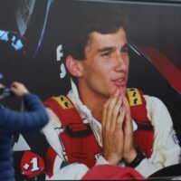 Ayrton Senna, che non aveva paura di correre né di credere