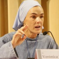 Madre Veronica: «Fate adorazione affinché tante vite non sprofondino nelle tenebre»