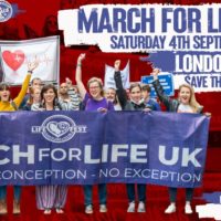 Per le strade di Londra la Marcia per la vita: «I bambini non nati contano»