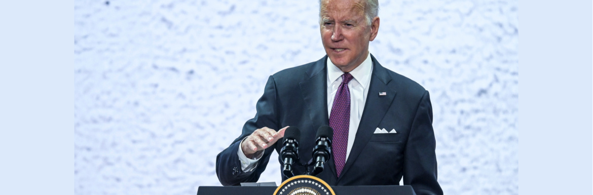 Il devoto Biden intanto difende aborto e gender equality