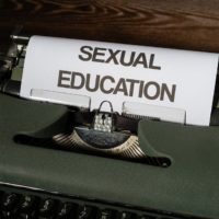 «Diamo ai ragazzini un’etica del porno», propone il dirigente di Planned Parenthood