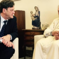 Seewald: «Non coprì preti pedofili, basta bugie su Benedetto XVI»